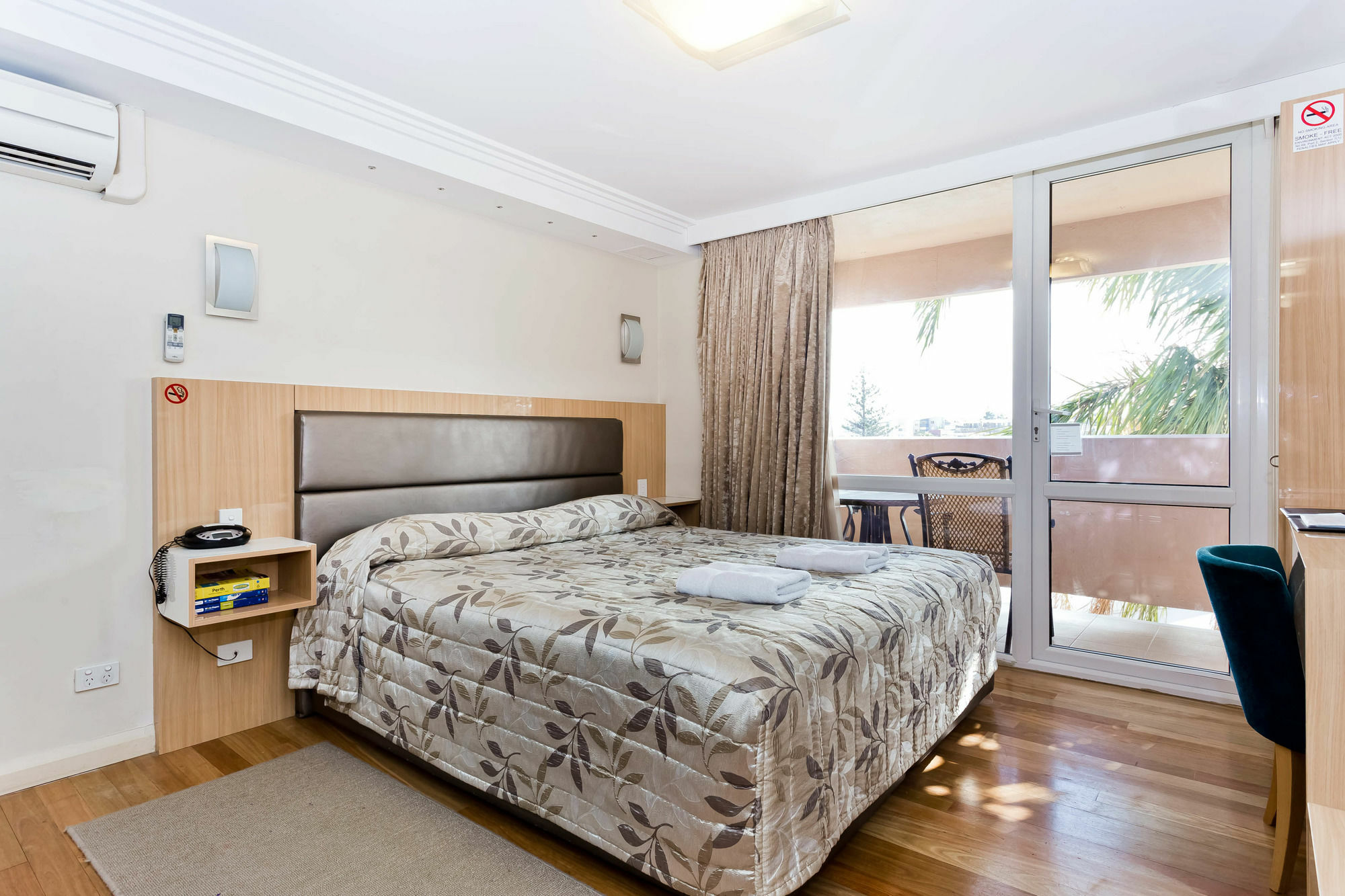 Indian Ocean Hotel Perth Esterno foto